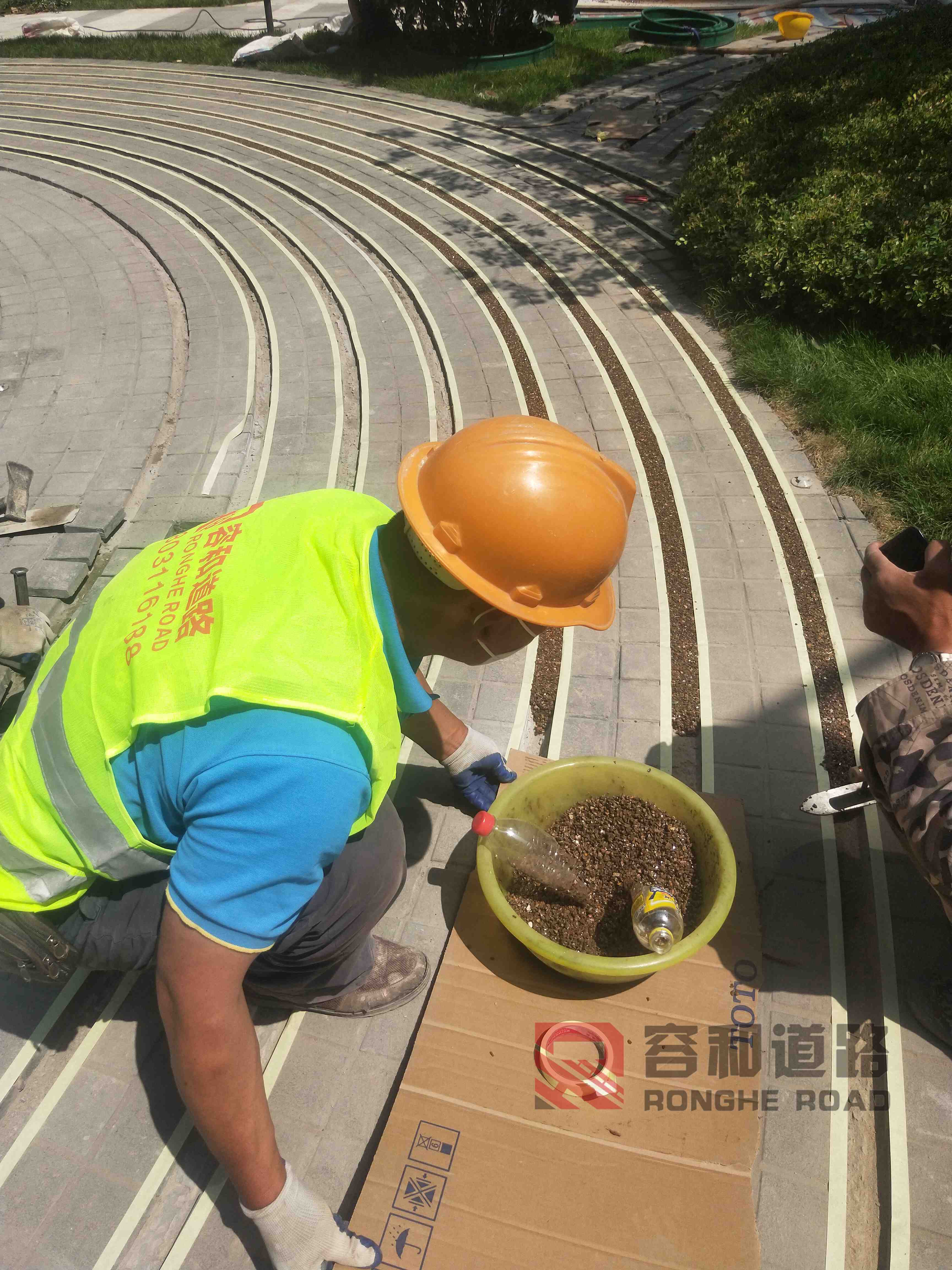 透水混凝土厂家,压印地坪,安斯福妙乐密封固化剂,压花地坪,混凝土固化剂